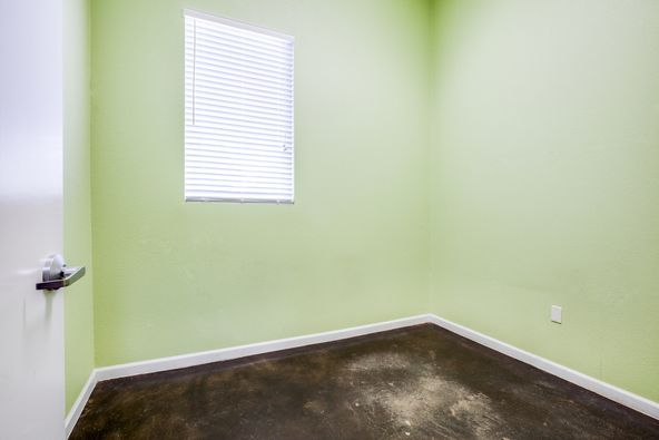 1809 Precinct Line Rd, Hurst, TX 76054